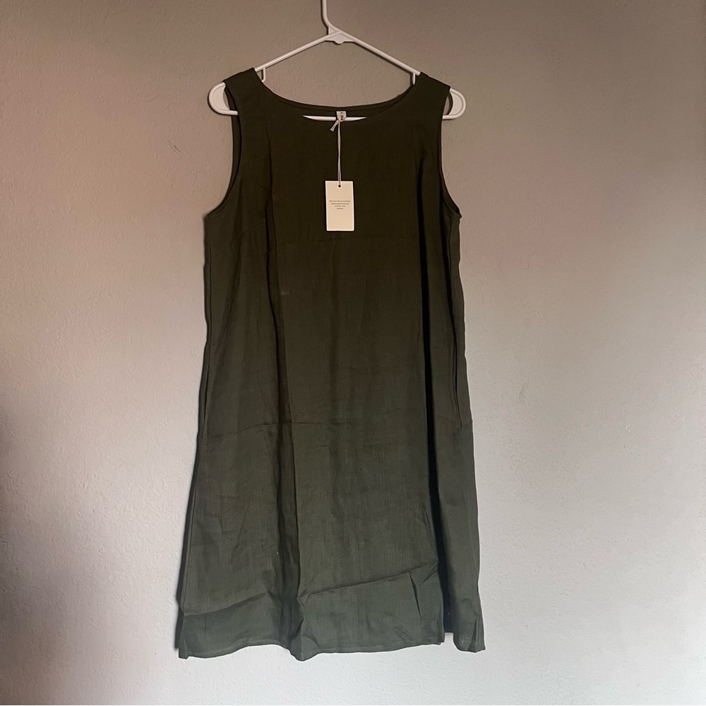 Dark green Linen dress with pockets